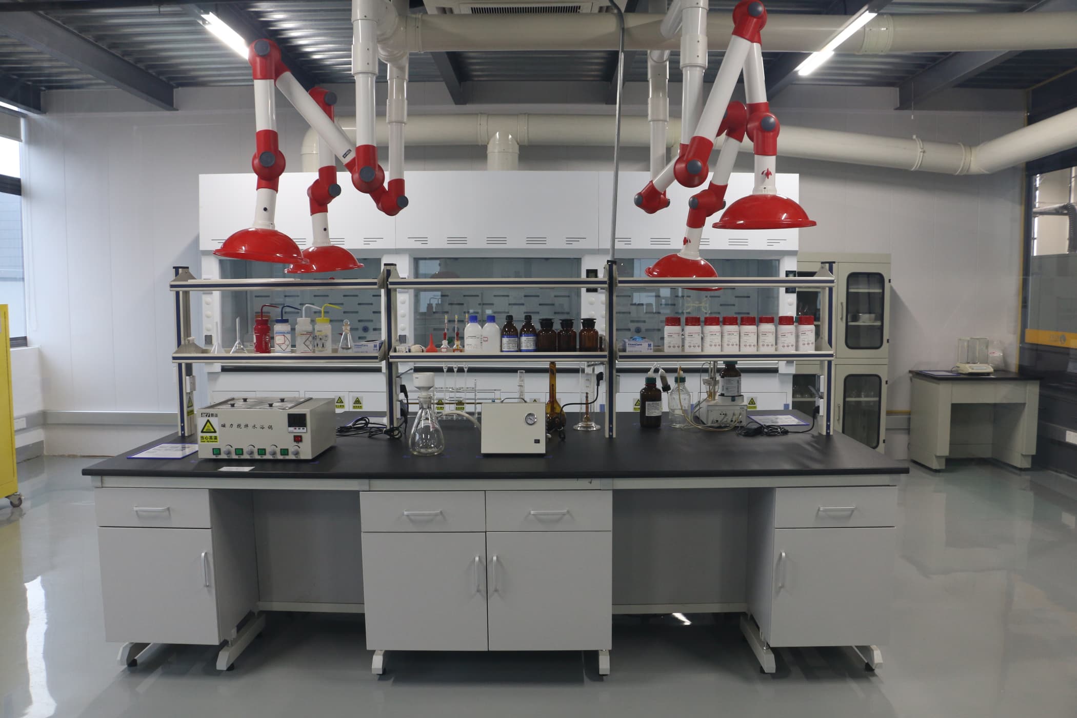 voneseals R&D Laboratory